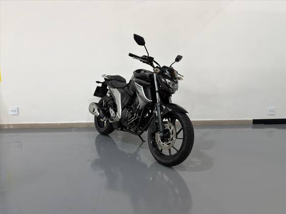 YAMAHA FZ25 FAZER ABS 